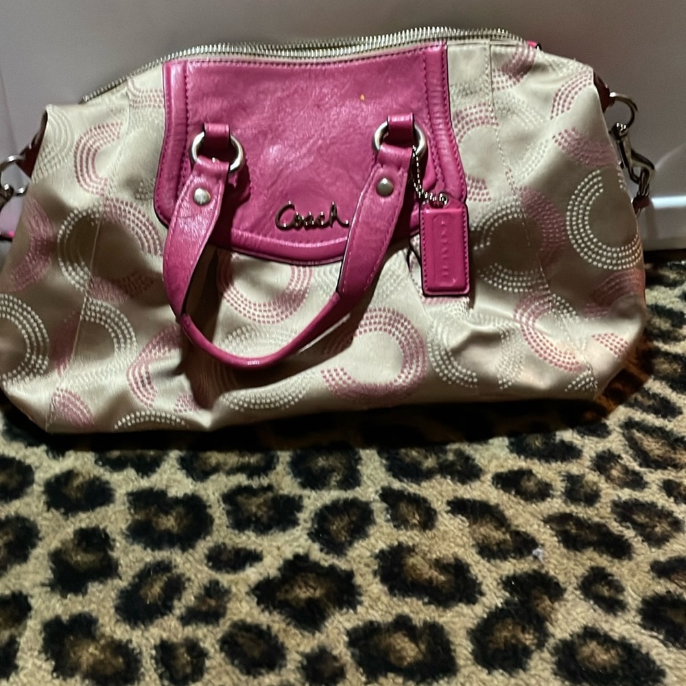A coach purse